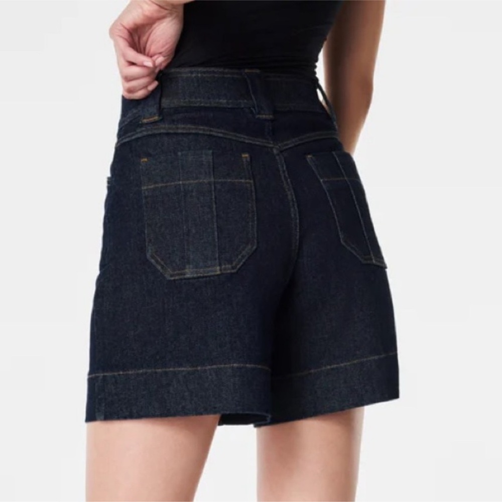 ‼️final no offers‼️Spanx Denim Trouser Short, 6" Raw Indigo / M - Picture 3 of 3